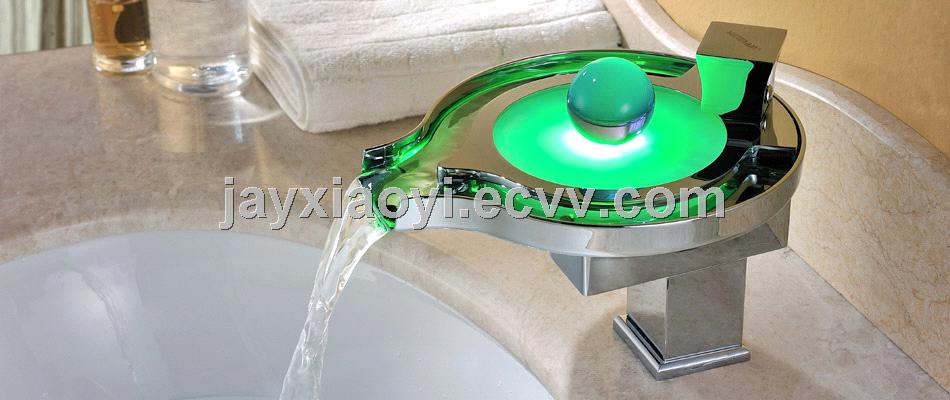 Solid Brass Single Handle Contemporary chrome Finish Bathroom Sink Faucet led waterfall Faucet