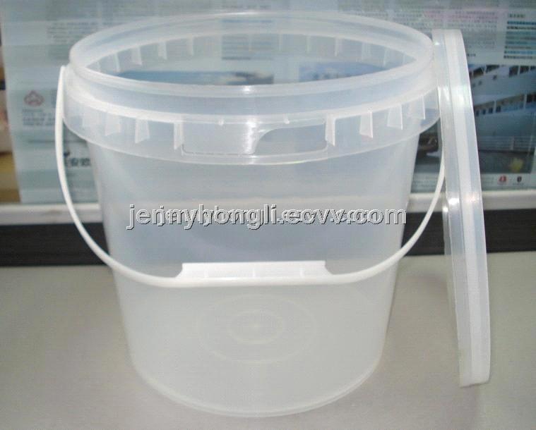 transparent bucket with lid