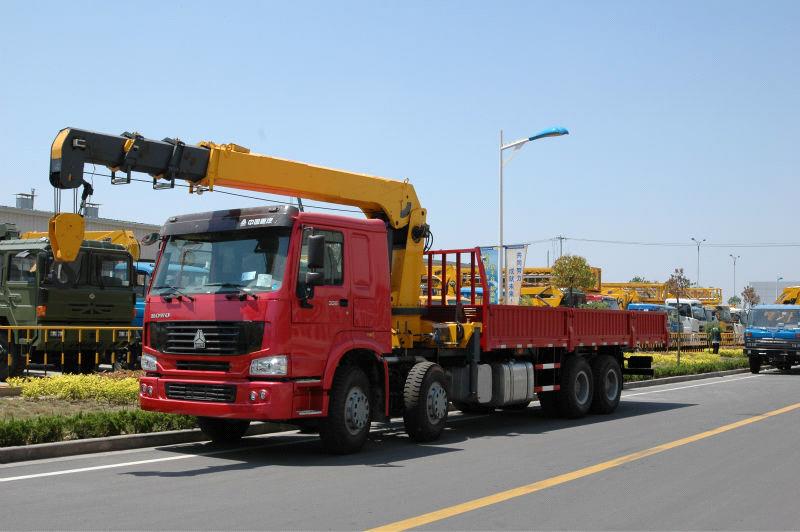 HOWO 6x4 truck with 10/12TON XCMGE Xcellent Crane