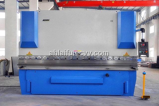 WC67Y-100T/3200 Hydraulic Steel Plate Press Brake with CNC Controller