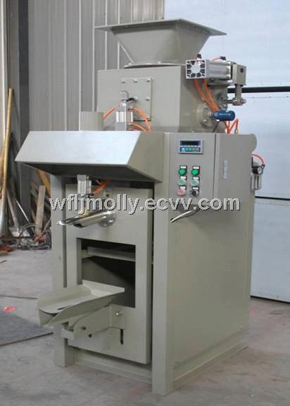 Valve bag packing machine for dry powder materials