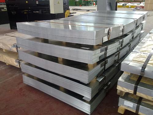 galvanied sheets of flattened metal mesh 4x8 for trailers