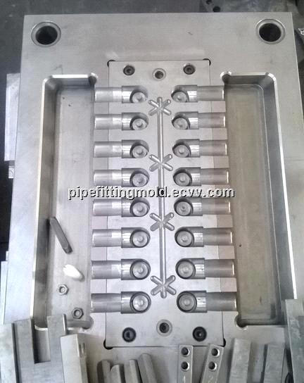 PPR injection molding Tee pipe fitting mould