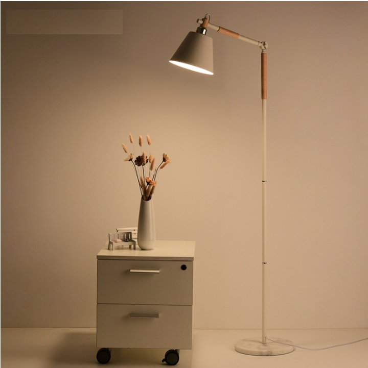 Sweden-Design-175cm-Floor-Lamp-with-Adjustable-Wood-Arm-Iron-Stem-and-Marble-Base (2)