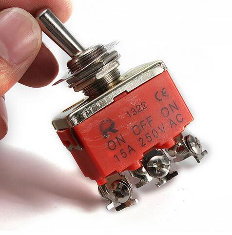 5Pcs//set 125V 6A ON//OFF//ON 3 Pin SPDT Toggle Switch With Waterproof Cover Cap