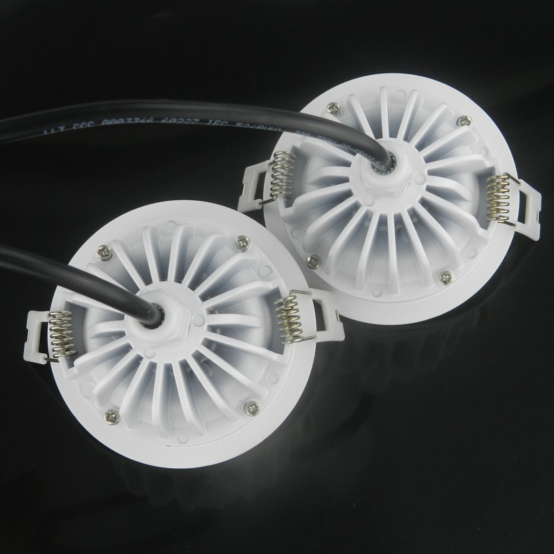 High-quality-ultra-brightness-SMD-5730-waterproof-led-downlight-ip65-round-5W-7W-9W-12W-15W (3)