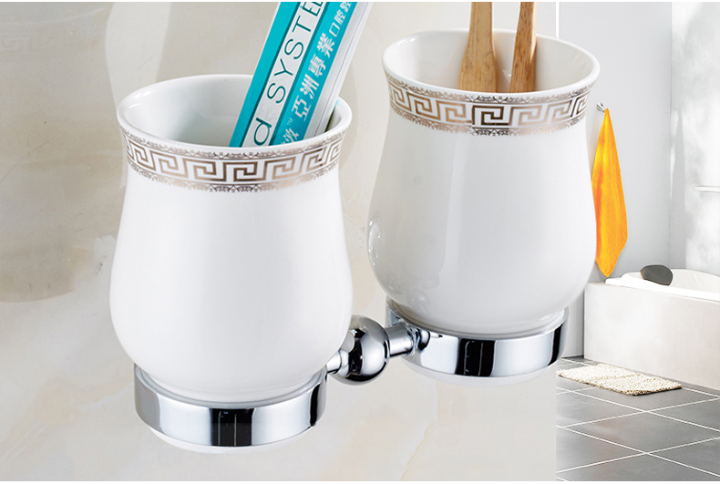 Bathroom Accessories (8)