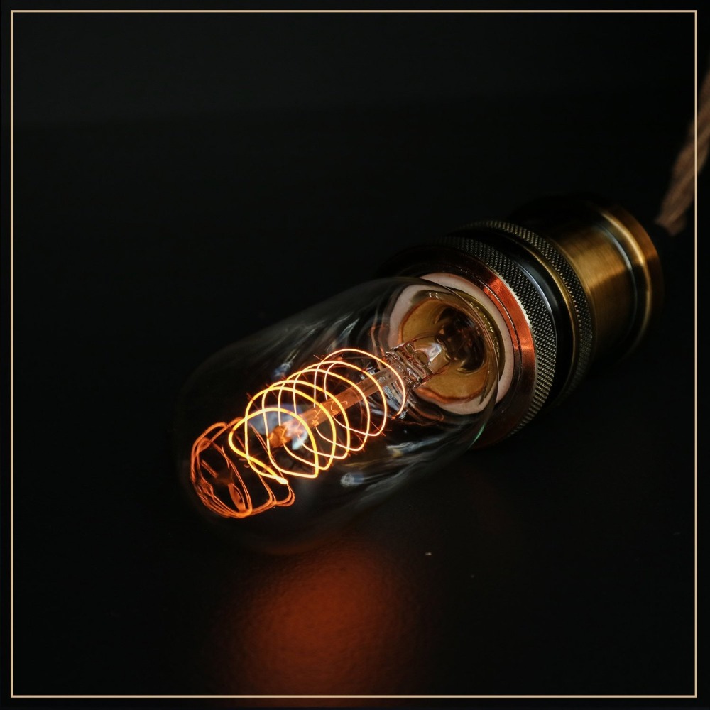 Lightinbox T45 Radio Valve Spiral Loop Vintage Light Bulb (E27 FITTING