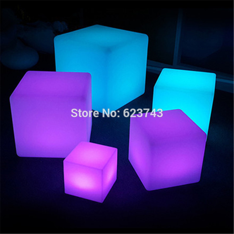 Led-Luminous-Light-Bar-Stool-Color-Changeable-Plastic-Cube-White-Chair (3)