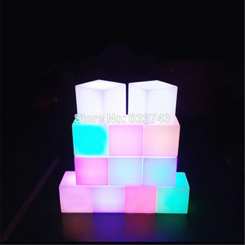 Led-Luminous-Light-Bar-Stool-Color-Changeable-Plastic-Cube-White-Chair (7)