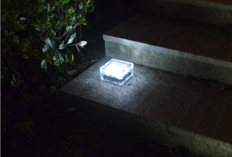 brick solar light-14