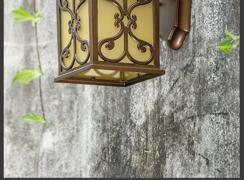 outdoor wall light (4)