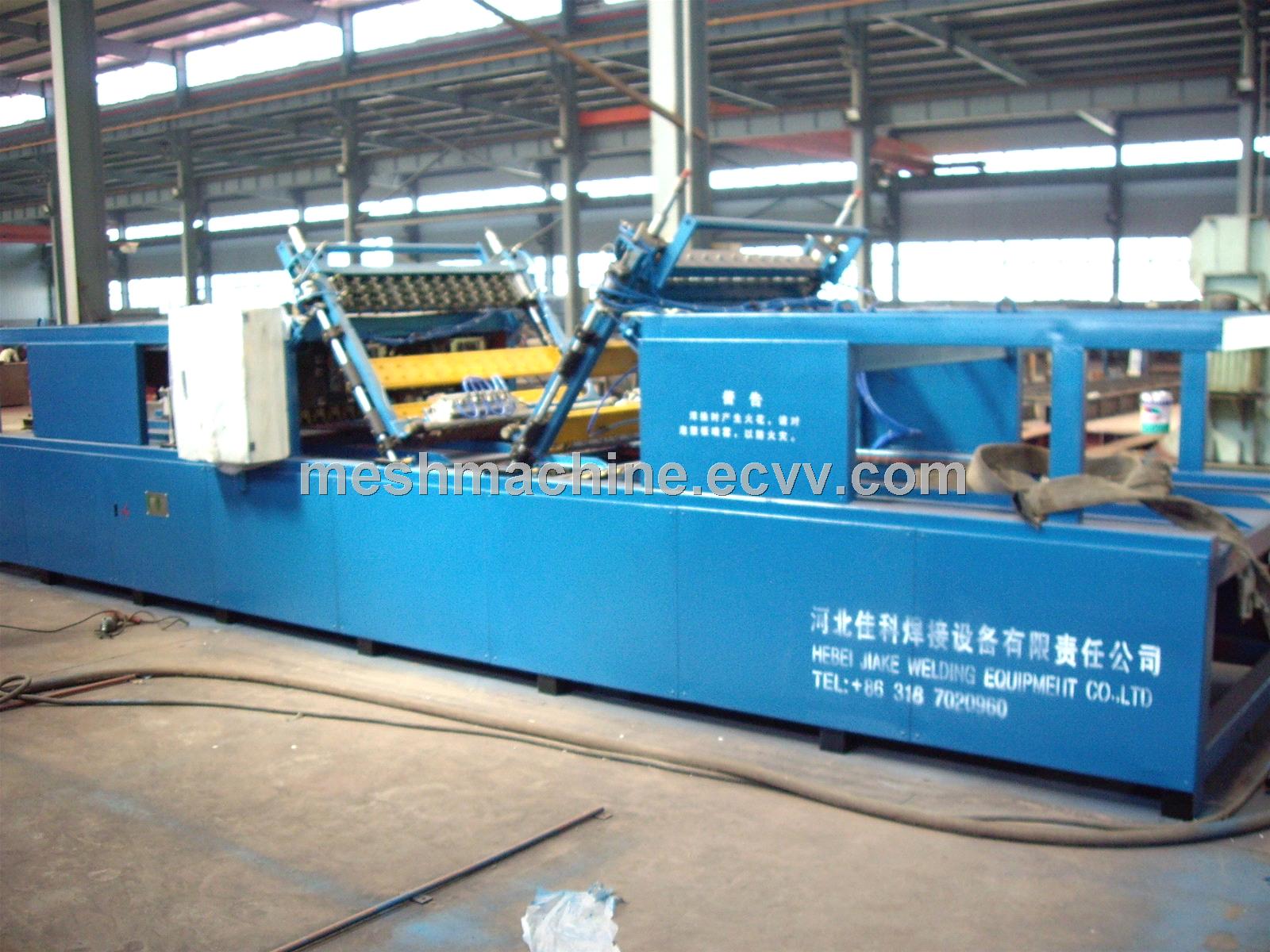 3 D wire mesh panel producing machine