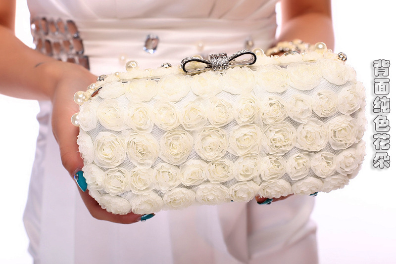 Trendy quality beautiful pearl flower women bag.bridal wedding bag,long chain messenger bag