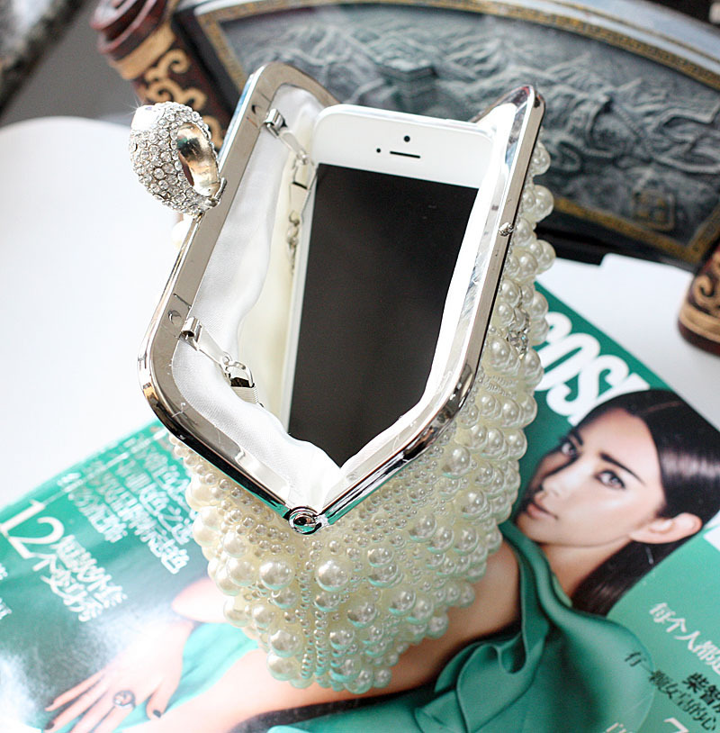 Hot seller cheap price pearl ring style bridal clutch purse bag. women messenger should bag