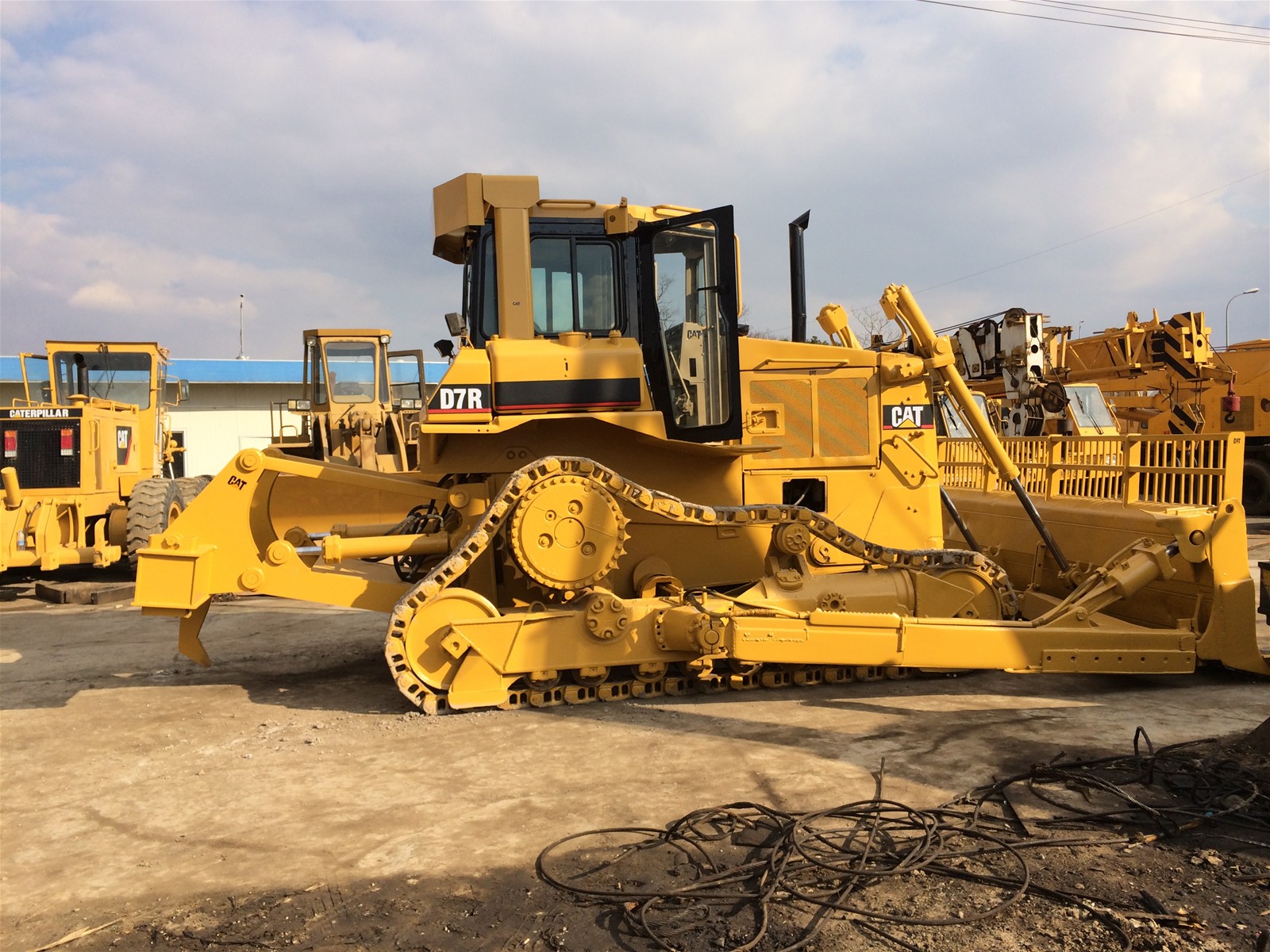 Used CAT D7R bulldozer/ used dozer caterpillar D7R bulldozer/ used bulldozer CAT d7r