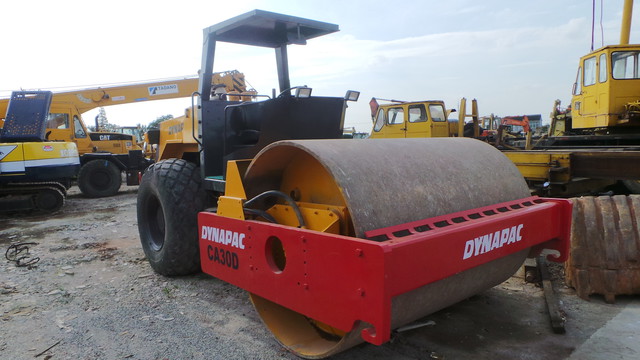 Used Dynapac road roller CA30D/ Used road roller/ used dynapac ca30D road roller