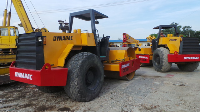 Used Dynapac road roller CA30D/ Used road roller/ used dynapac ca30D road roller