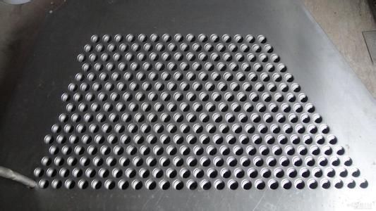Round hole perforated metal