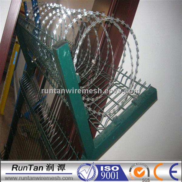 razor barbed military wire mesh fence