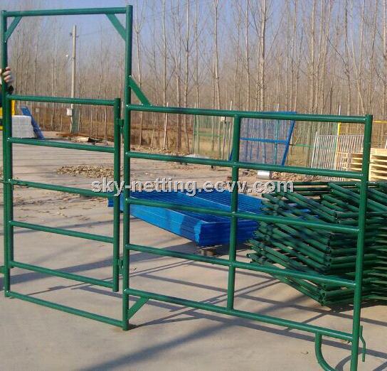 Used Steel PVC Coated Corral Cattle Fencing Hot Dip Surface