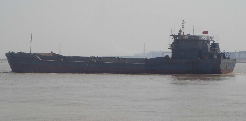 600t selfpropelled unloading barge