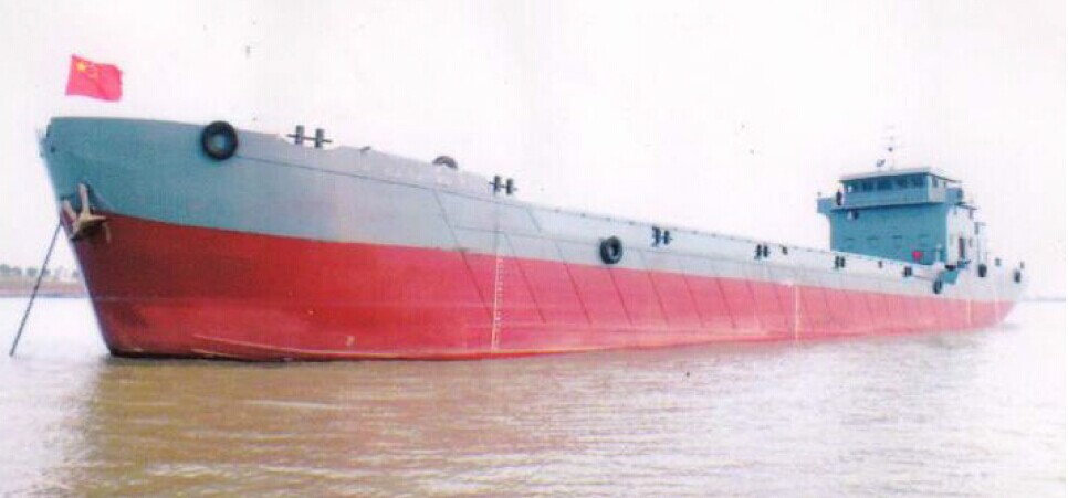 1800cbm split hopper barge