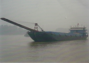 3500t selfpropelled discharging sand barge