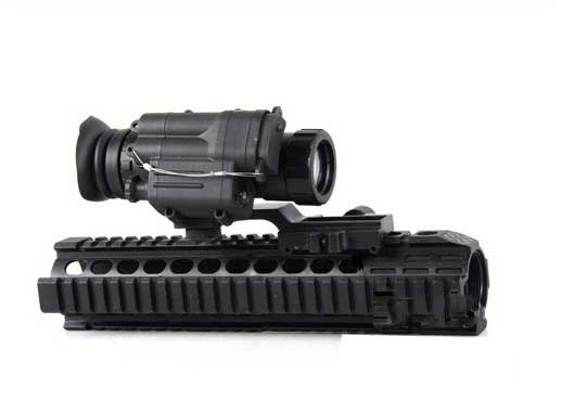 Colour Digital Night Vision in Day and Night Use Can be mounted on Rifle