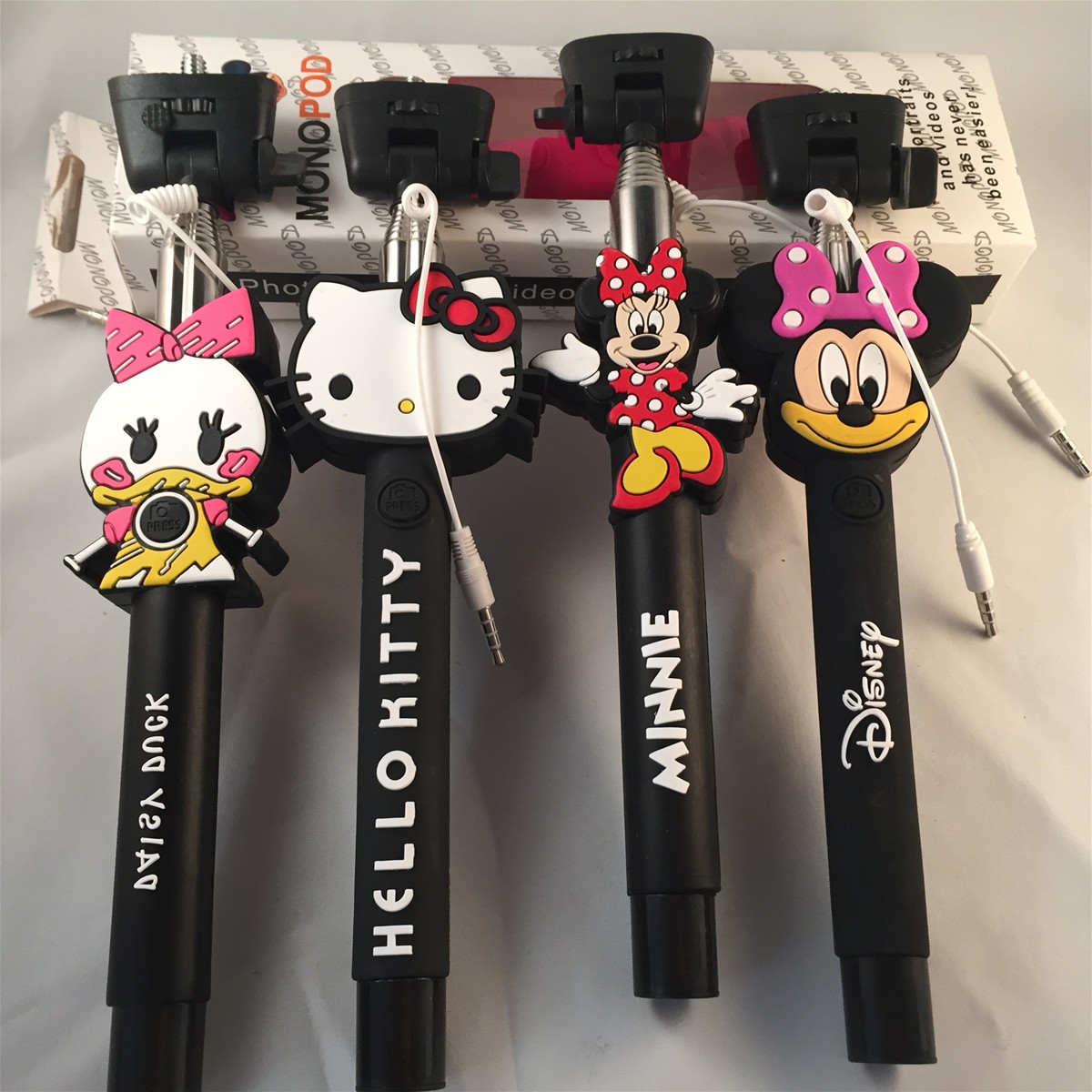 Cable Controlled Cartoon monopod for mobile phone