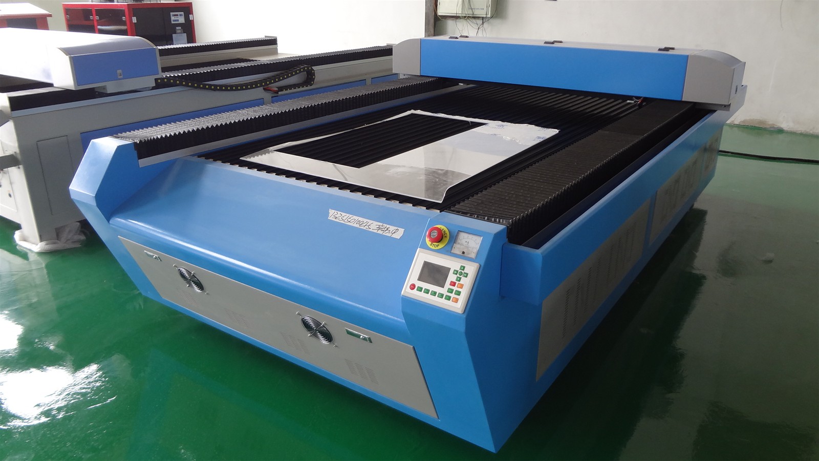 NCC1325HotSaleDSPCo2LaserEngravingMachine