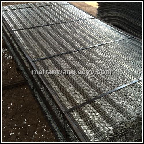 GalvanizedExpandedMetalGothicMesh