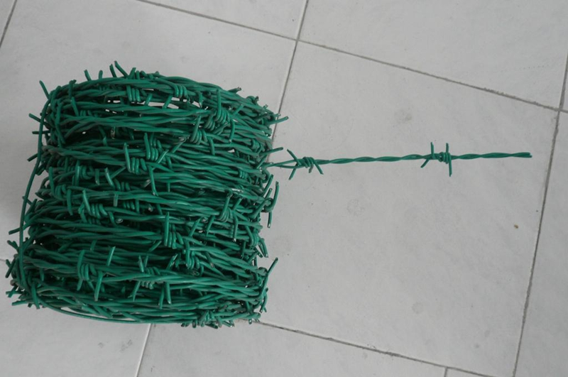 2018 Hot Sales Barbed Wire Mesh Made In China