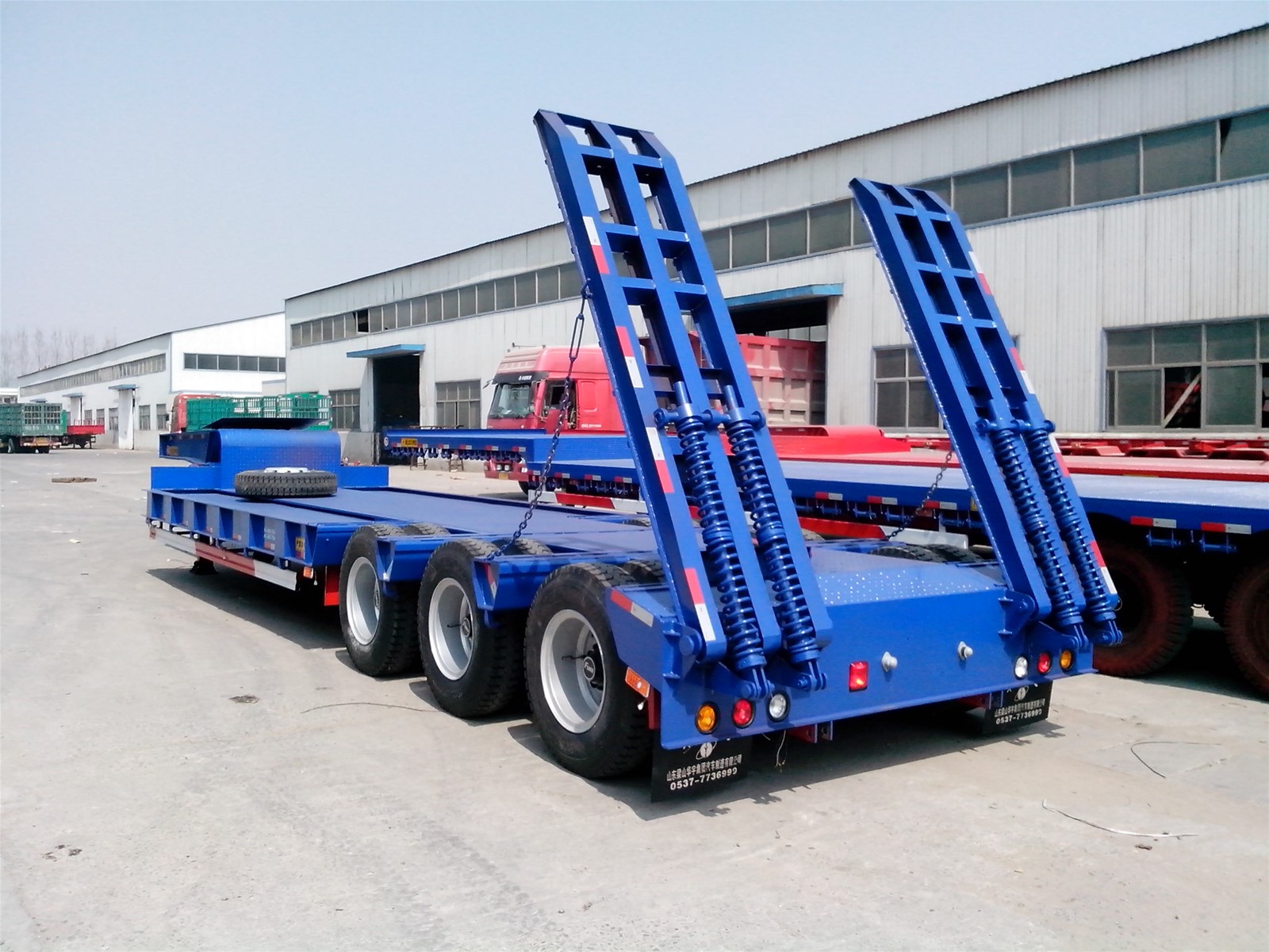 SINOTRUK HOWO OIL TANK TRUCK 64