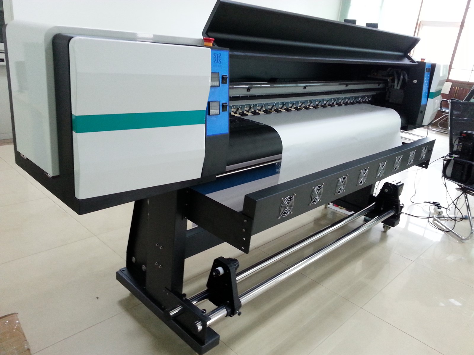 1.8m Strong  Indoor and Outdoor Printing Machine Flex Banner Printer
