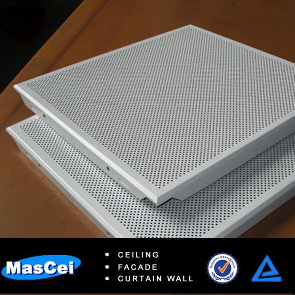 Metal clip in ceiling panel /perforated ceiling panel