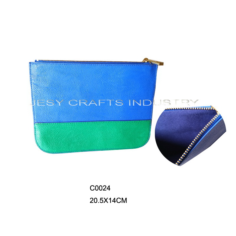 blueandgreenflatclutchC0024