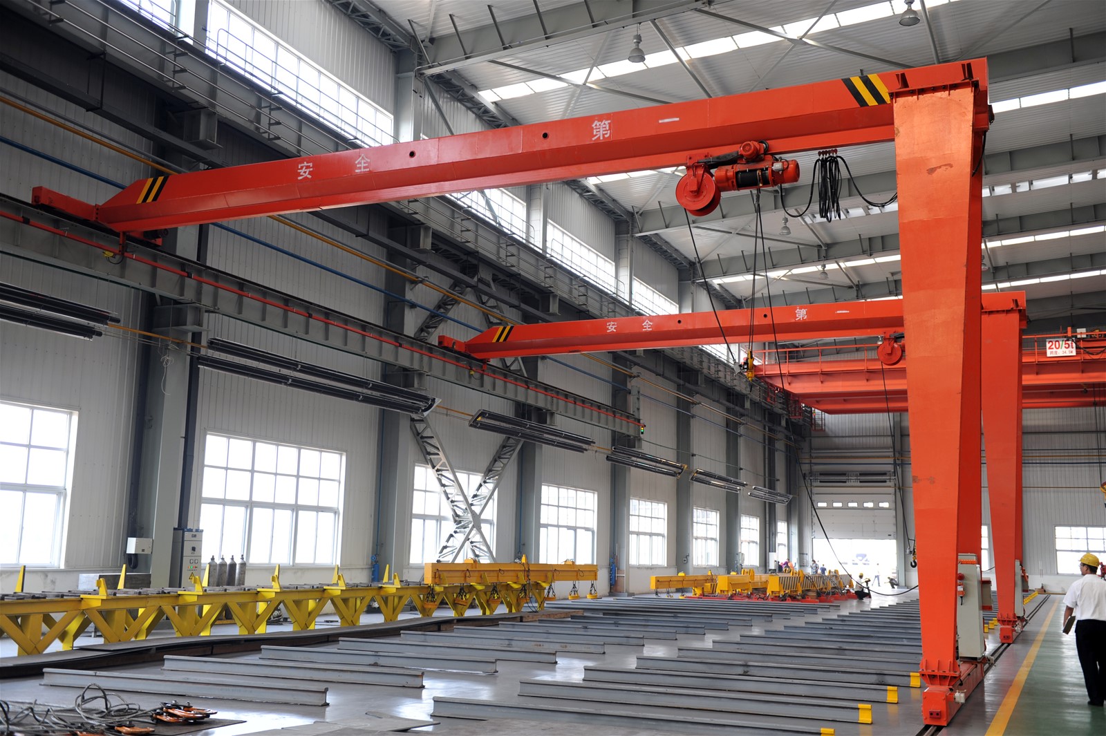 Semi Gantry Crane from China Manufacturer, Manufactory, Factory and ...