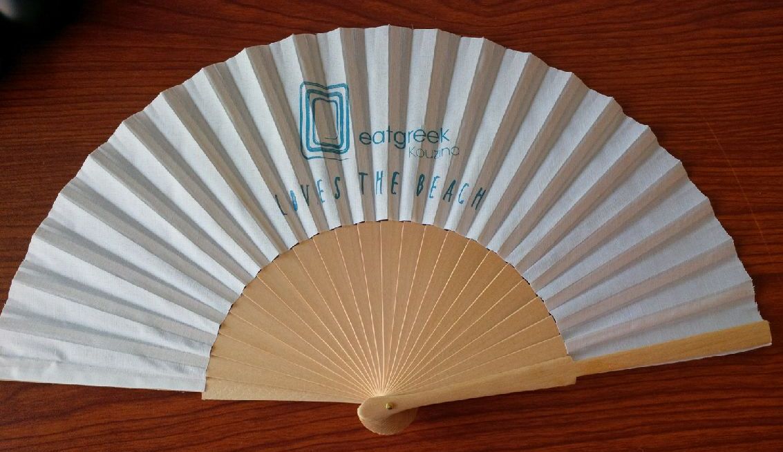 attractive Spanish promotion wood fan with logo