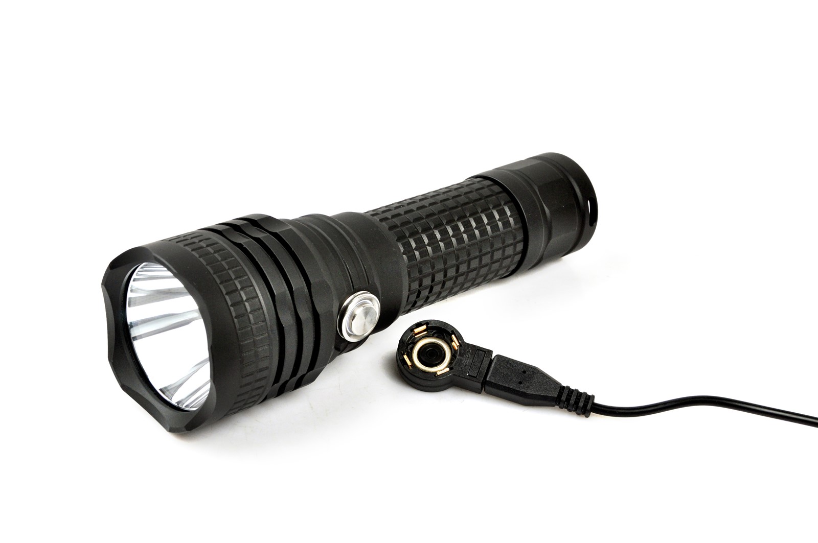 Newest Design High Quality Assured 600lumens Zoomable LED Light USB Rechargeable LED Flashlight