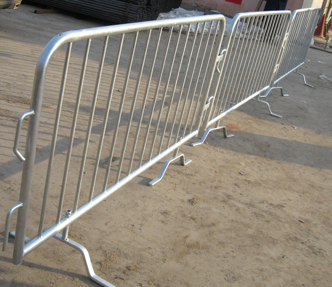 2016 New Type Hotdipped Galvanized Pedestrian Barricade