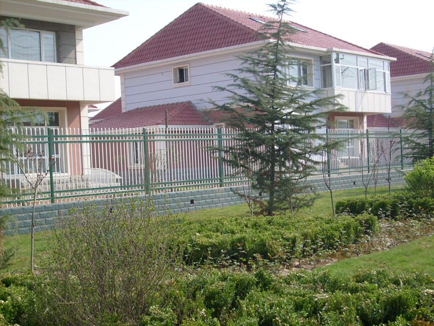 Ornamental Fence Aluminum Fence Zinc Coated Steel Fence