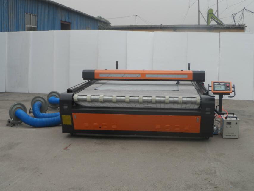 Jinan auto feeding laser cutting machine 2030