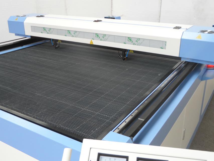 High quality best brand 1325 100w laser cutting machine and engraving equipment made in china