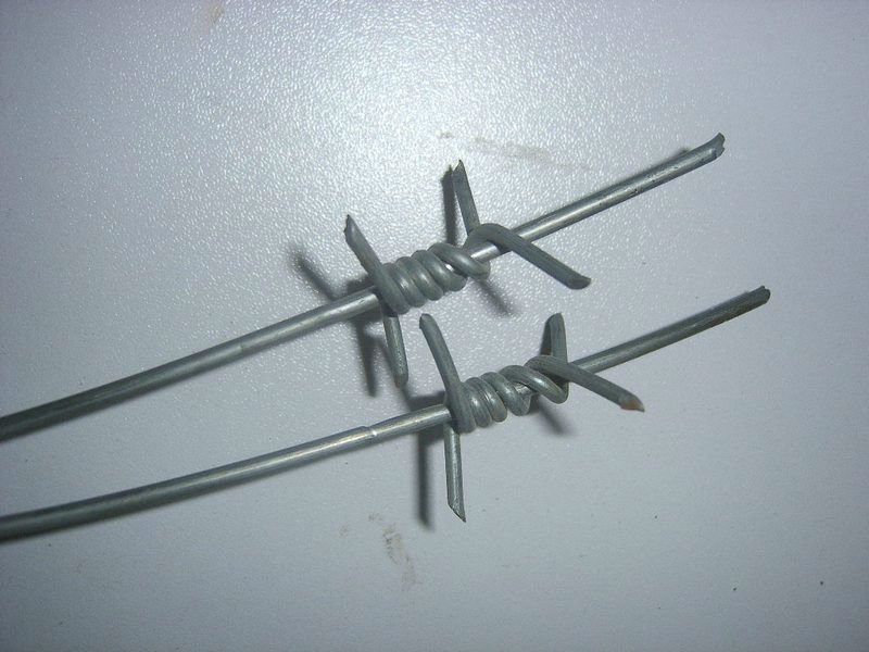 PVC Coated Barbed Wire Made in China