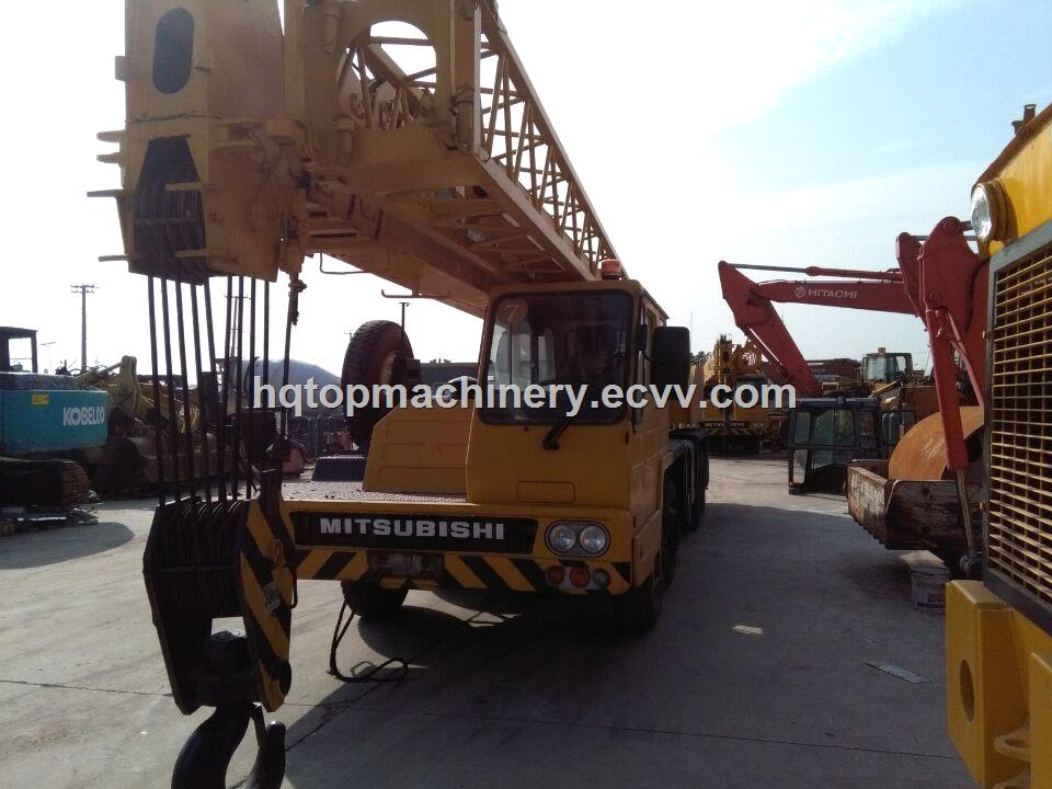 Cheap Japan Mobile CraneUsed TL300E Truck CraneHydraulic Japanese CraneCheap Wheel Crane