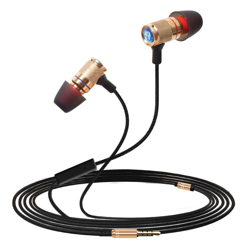 The New Metal In-Ear Earphones Universal Mobile Phone Wire Headset Good Sound Quality High Headphone