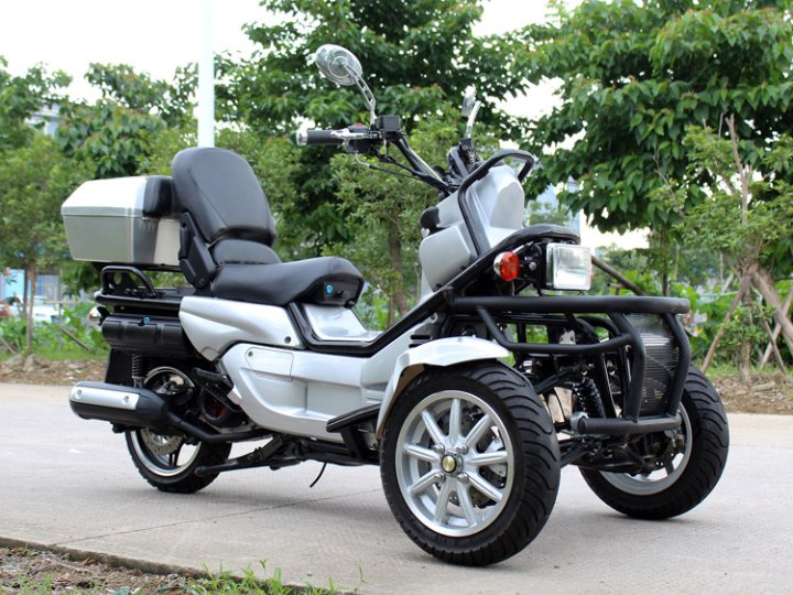 three wheel trike scooters