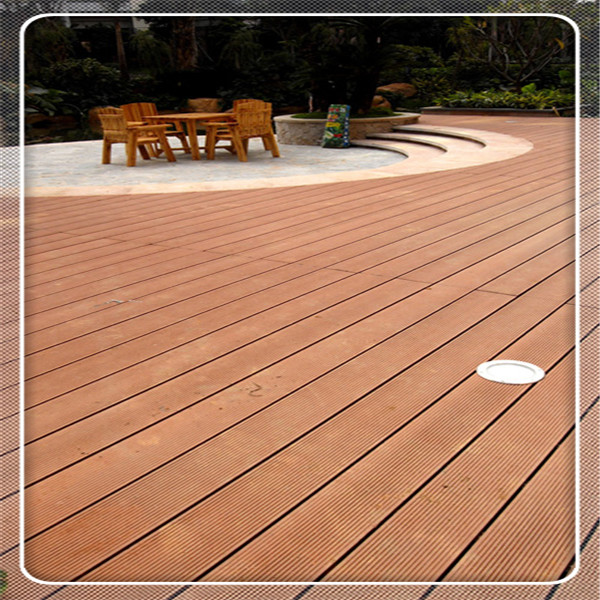 Wood grained Nondeformation WPC flooring deck