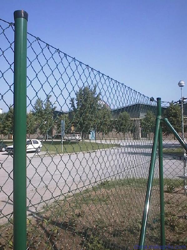 Hot sale used chain link fence for salegalvanized chain link fence wholesale used chain link fence